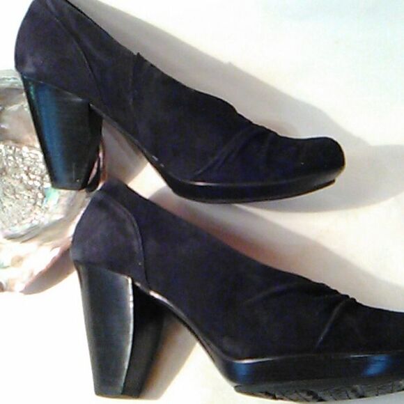 Clarks Indigo Black Suede Heels - Picture 10 of 10